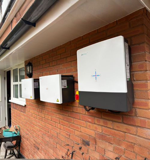 - Flux Solar Energy External battery and inverter